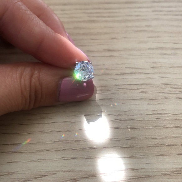 One 3 ct. size (approx) cubic zirconia stud. Super sparkly! - Picture 4 of 16